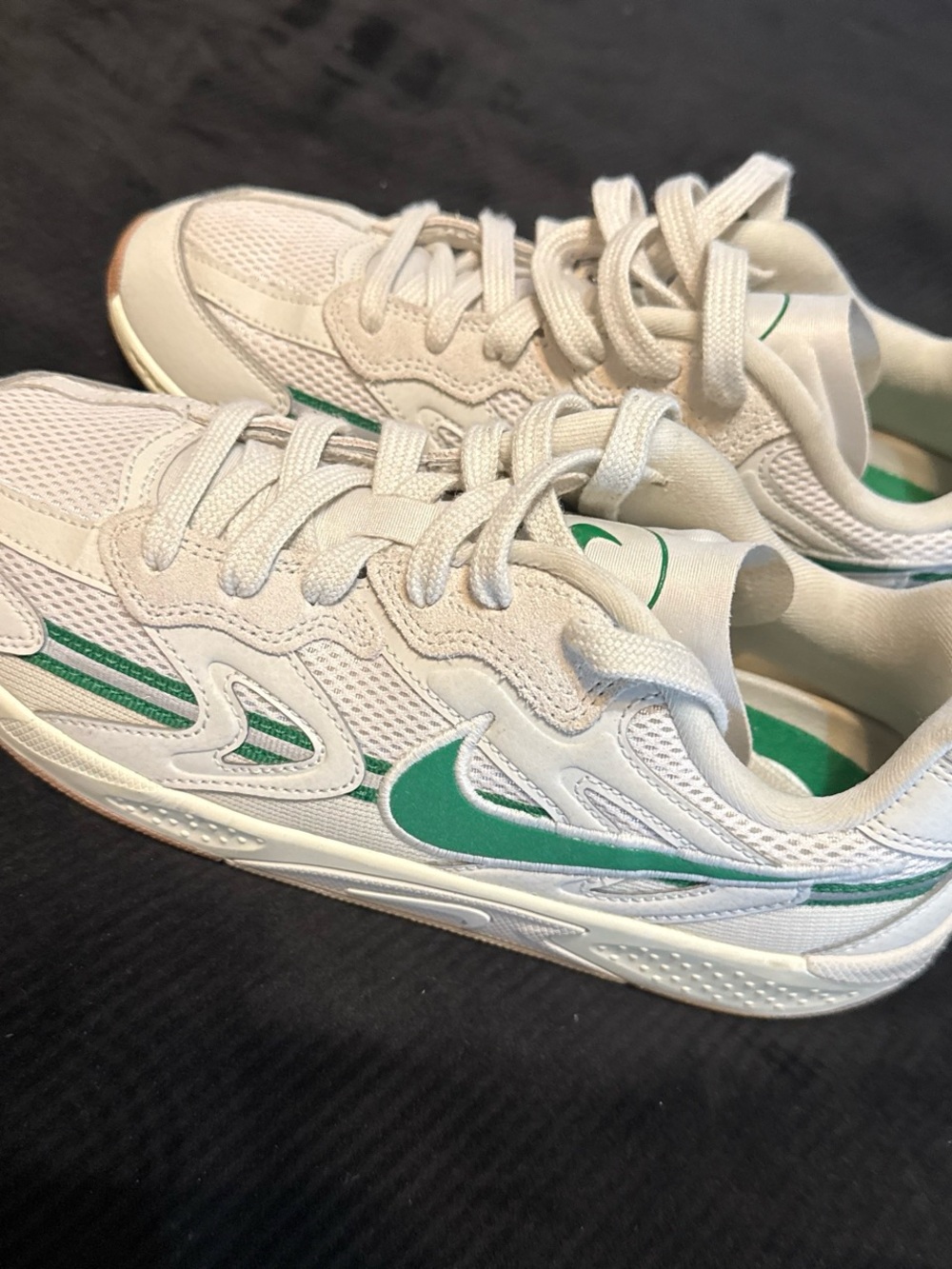 Nike Women’s Jam Phantom pine green